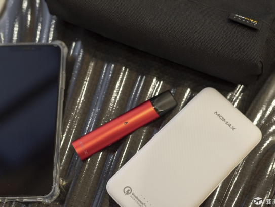 悦刻新国标一次性烟杆和烟弹面世，真相与选择指南